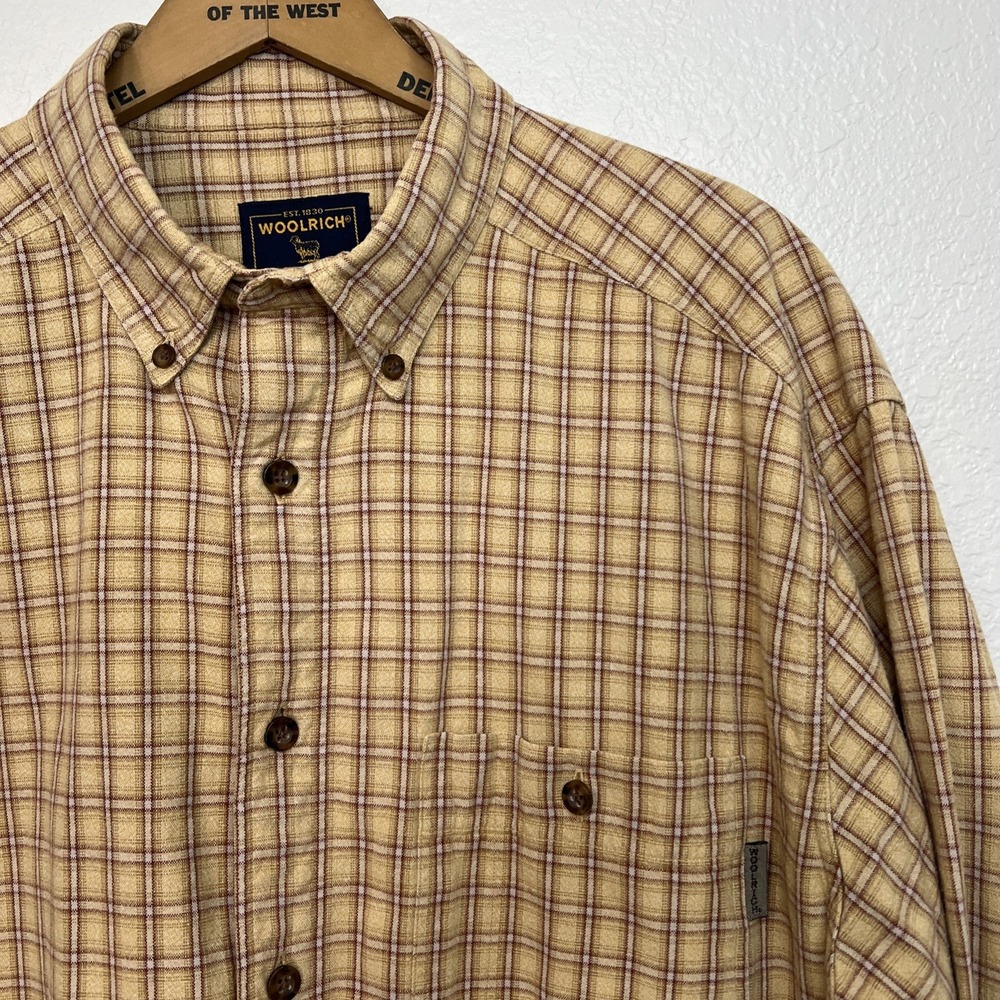 Men's Vintage Woolrich  Plaid  L  Long Sleeve Button Shirt, Color: Lt. Buckskin